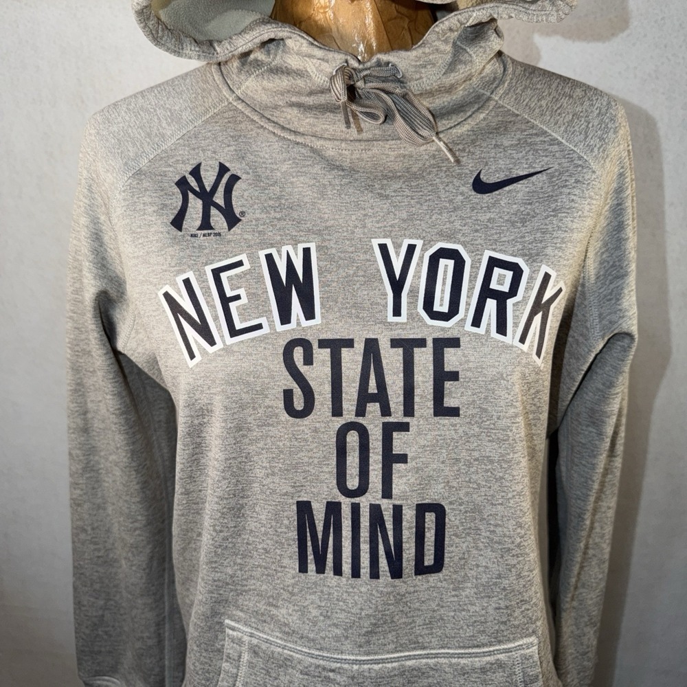Nike New York State of Mind Yankee Men's Hoodie Size Large